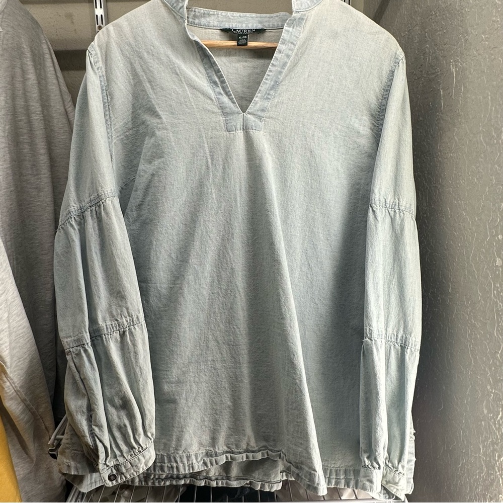 Ralph Lauren Chambray V-Neck Top In Vintage Chambray Wash